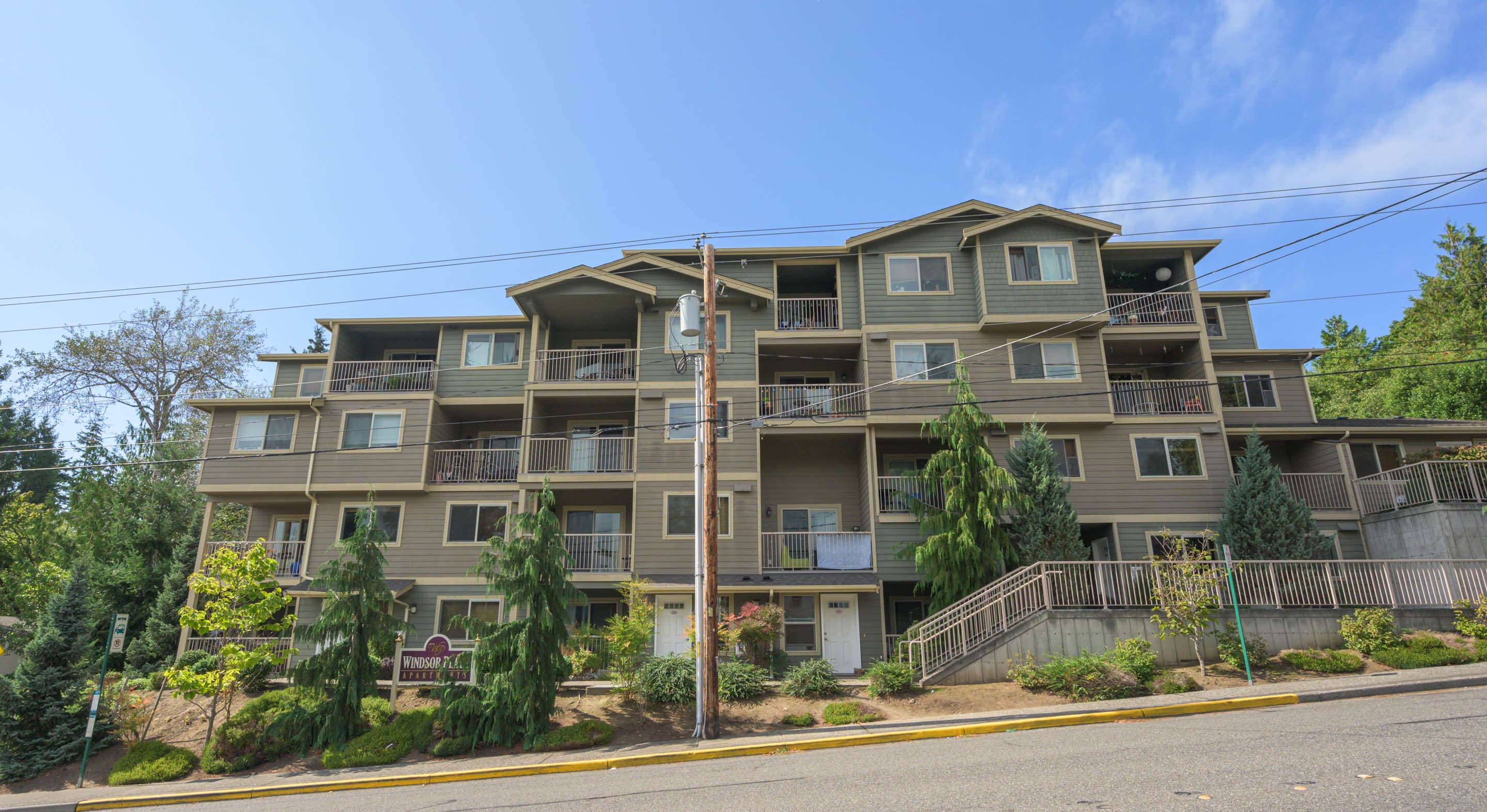 Windsor Place Apartments photo 1