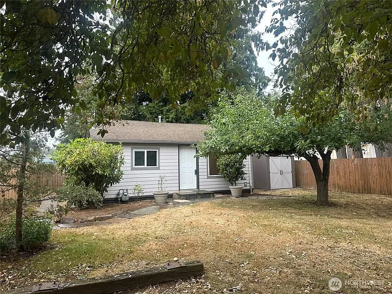 117 Drayton photo 1