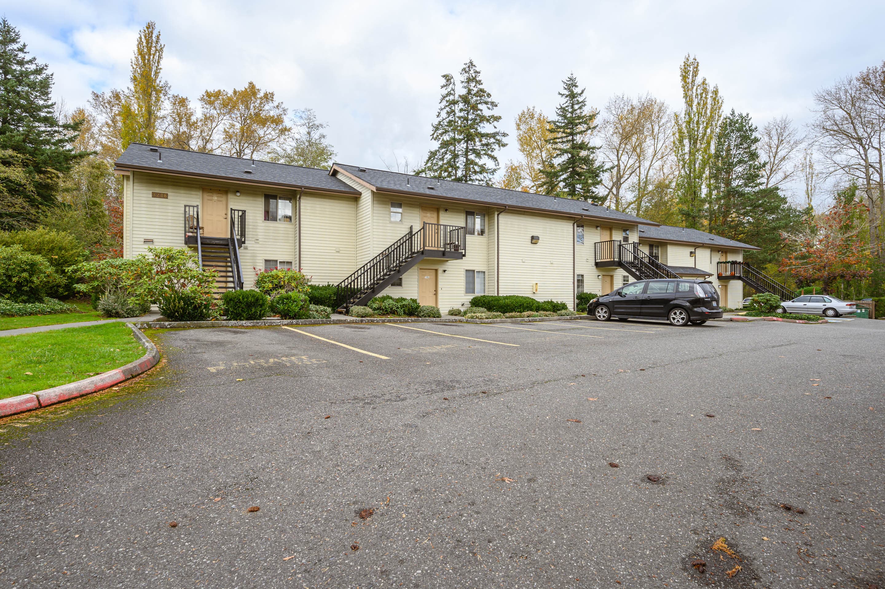 Wildwood Apartments photo 1